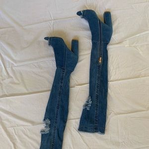 Thigh High boots. Only wore it one time